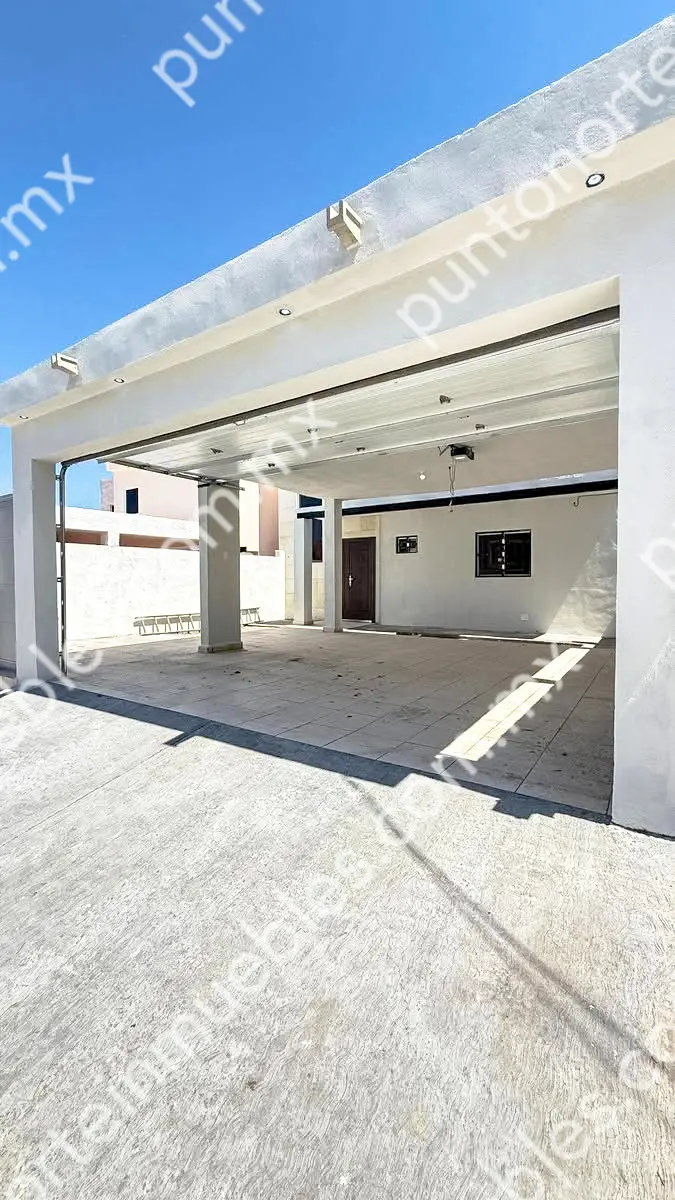 Casa Col Guadalupe por CFE 02 Venta Casa Nueva con 3 Recámaras, Cochera y Alberca en Col Guadalupe, cerca Oficinas CFE