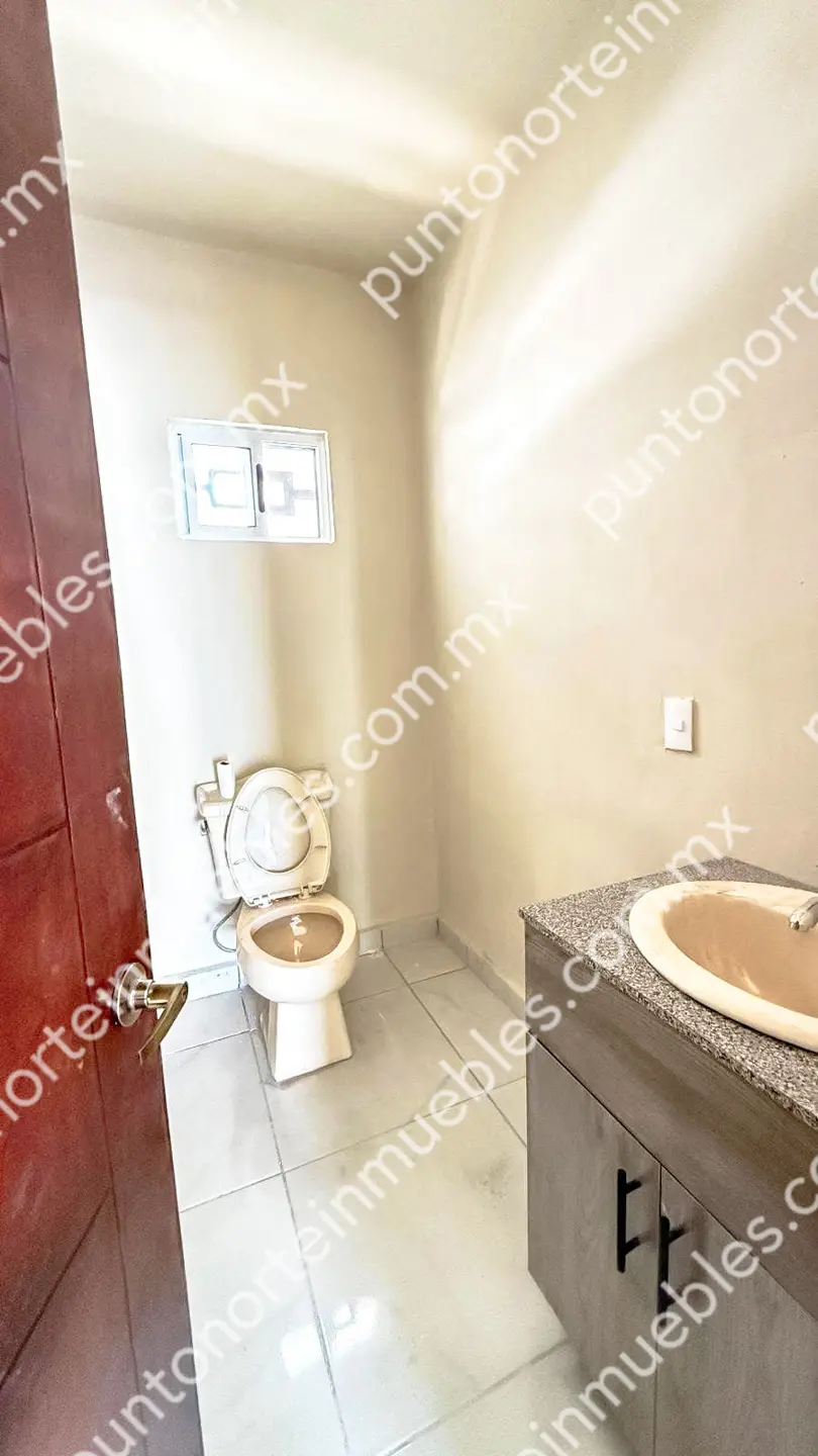 Casa Col Guadalupe por CFE 07 Venta Casa Nueva con 3 Recámaras, Cochera y Alberca en Col Guadalupe, cerca Oficinas CFE