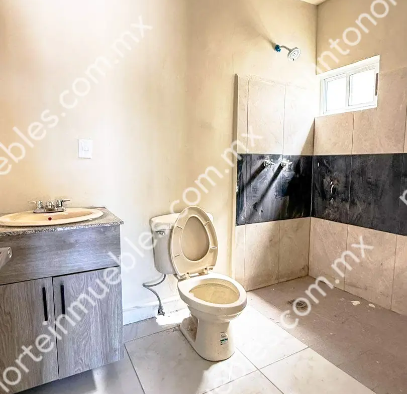 Venta Casa Nueva con 3 Recámaras, Cochera y Alberca en Col Guadalupe, cerca Oficinas CFE