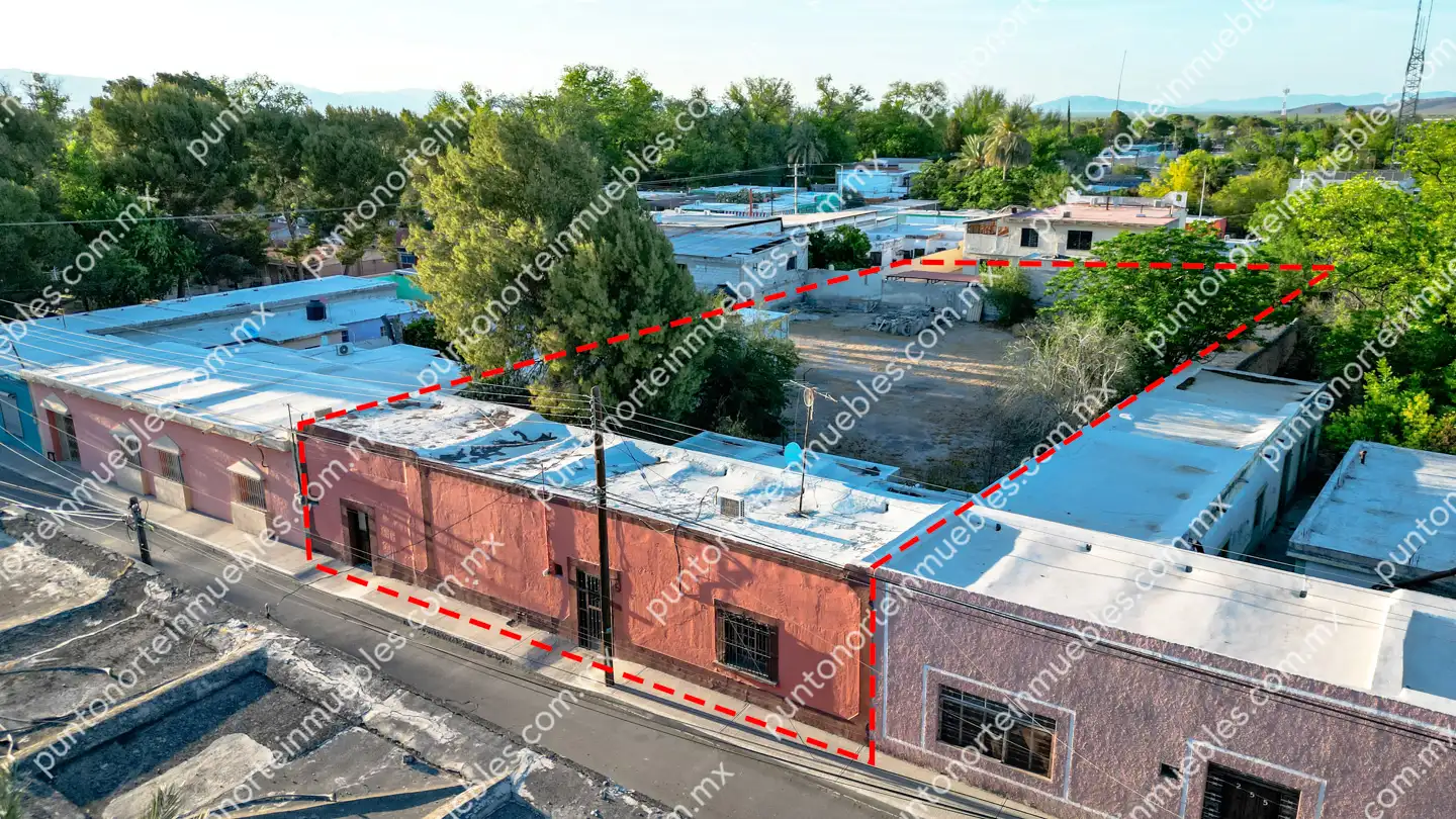 Venta Casa 3 Recámaras frente Aurrera San buena, Terreno amplio 1,052m2 con 160m2 de Construcción