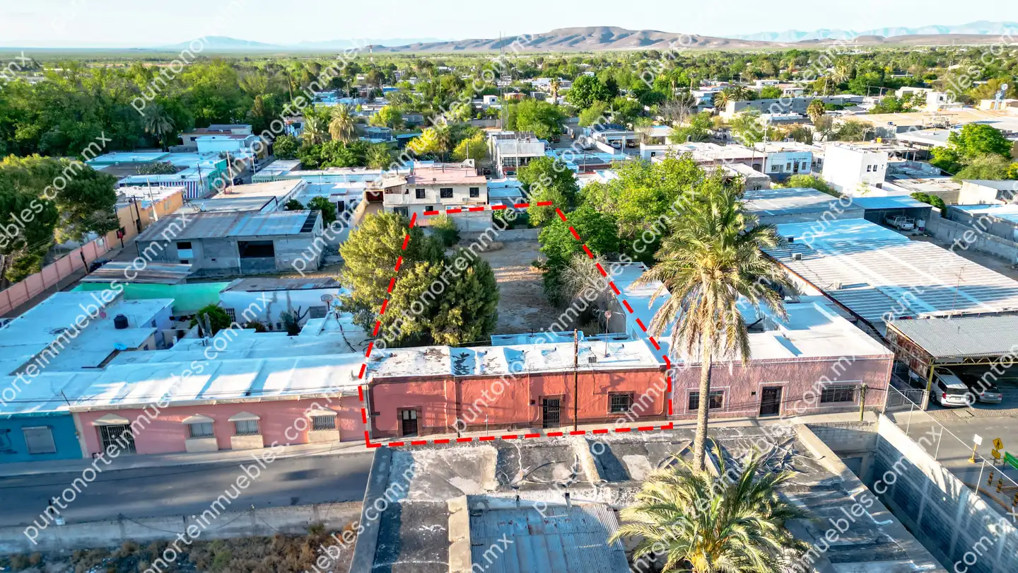 Venta Casa 3 Recámaras frente Aurrera San buena, Terreno amplio 1,052m2 con 160m2 de Construcción