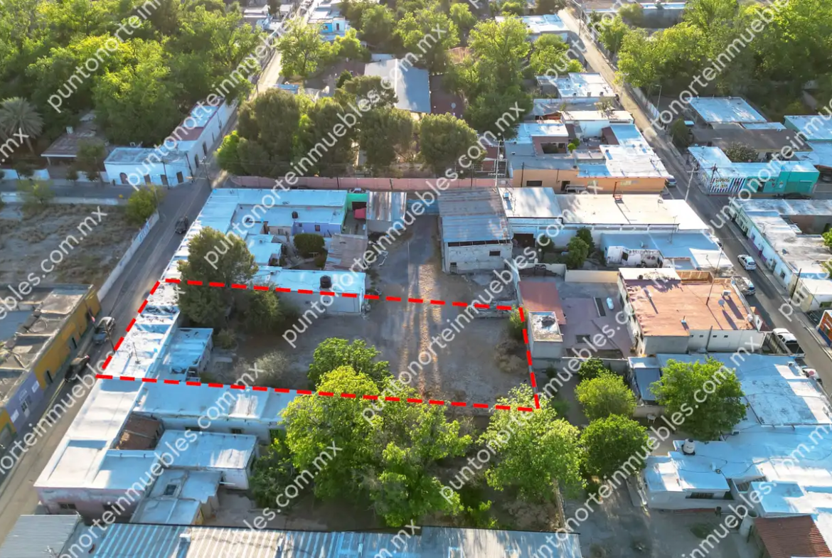 Venta Casa 3 Recámaras frente Aurrera San buena, Terreno amplio 1,052m2 con 160m2 de Construcción