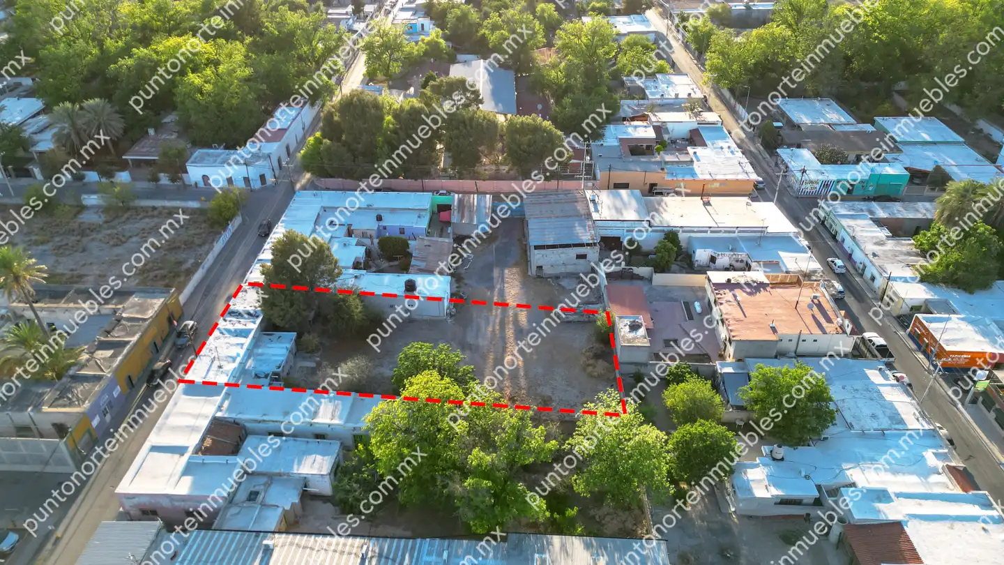 Venta Casa 3 Recámaras frente Aurrera San buena, Terreno amplio 1,052m2 con 160m2 de Construcción