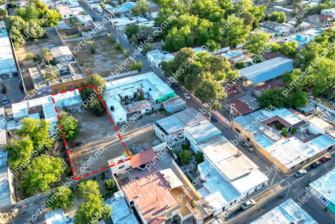 Venta Casa 3 Recámaras frente Aurrera San buena, Terreno amplio 1,052m2 con 160m2 de Construcción