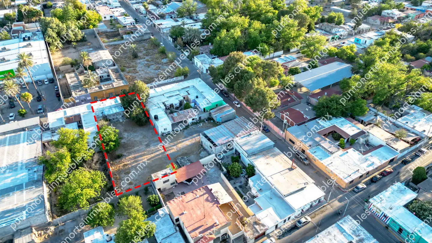 Venta Casa 3 Recámaras frente Aurrera San buena, Terreno amplio 1,052m2 con 160m2 de Construcción