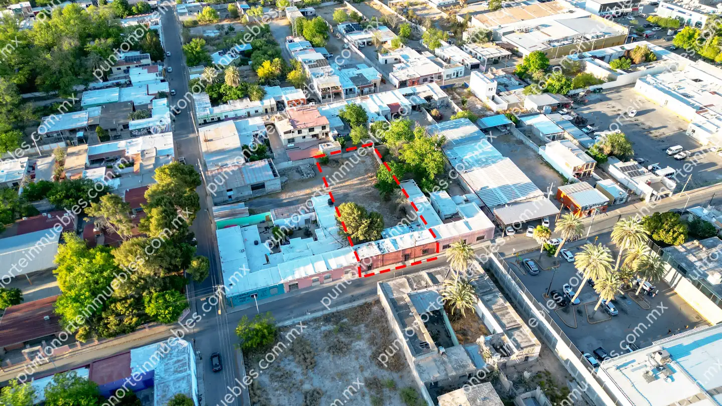 Venta Casa 3 Recámaras frente Aurrera San buena, Terreno amplio 1,052m2 con 160m2 de Construcción