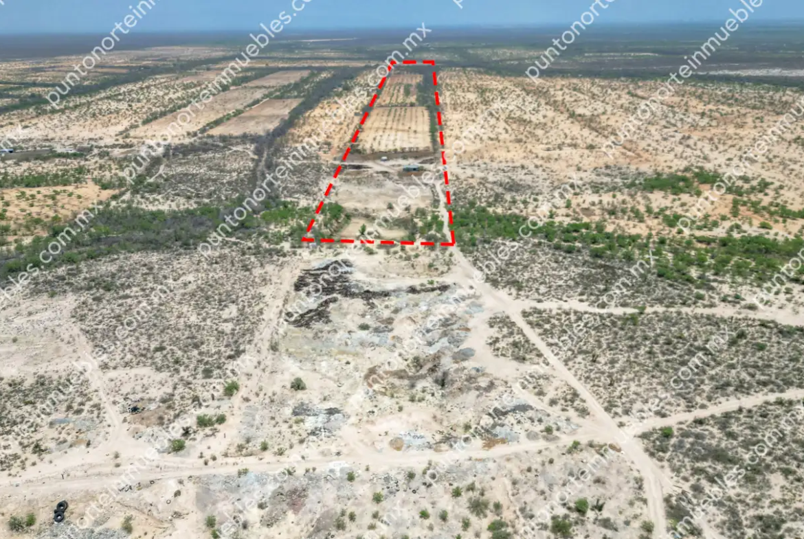 Venta Terreno 14.7 Hectáreas con agua, ubicado a 850 metros a espaldas de Postes de Mexico