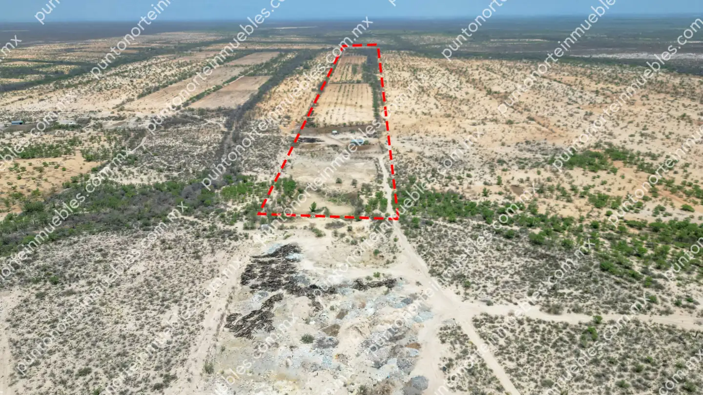 Terreno 14.7 HAS atras del buda 02 Venta Terreno 14.7 Hectáreas con agua, ubicado a 850 metros a espaldas de Postes de Mexico