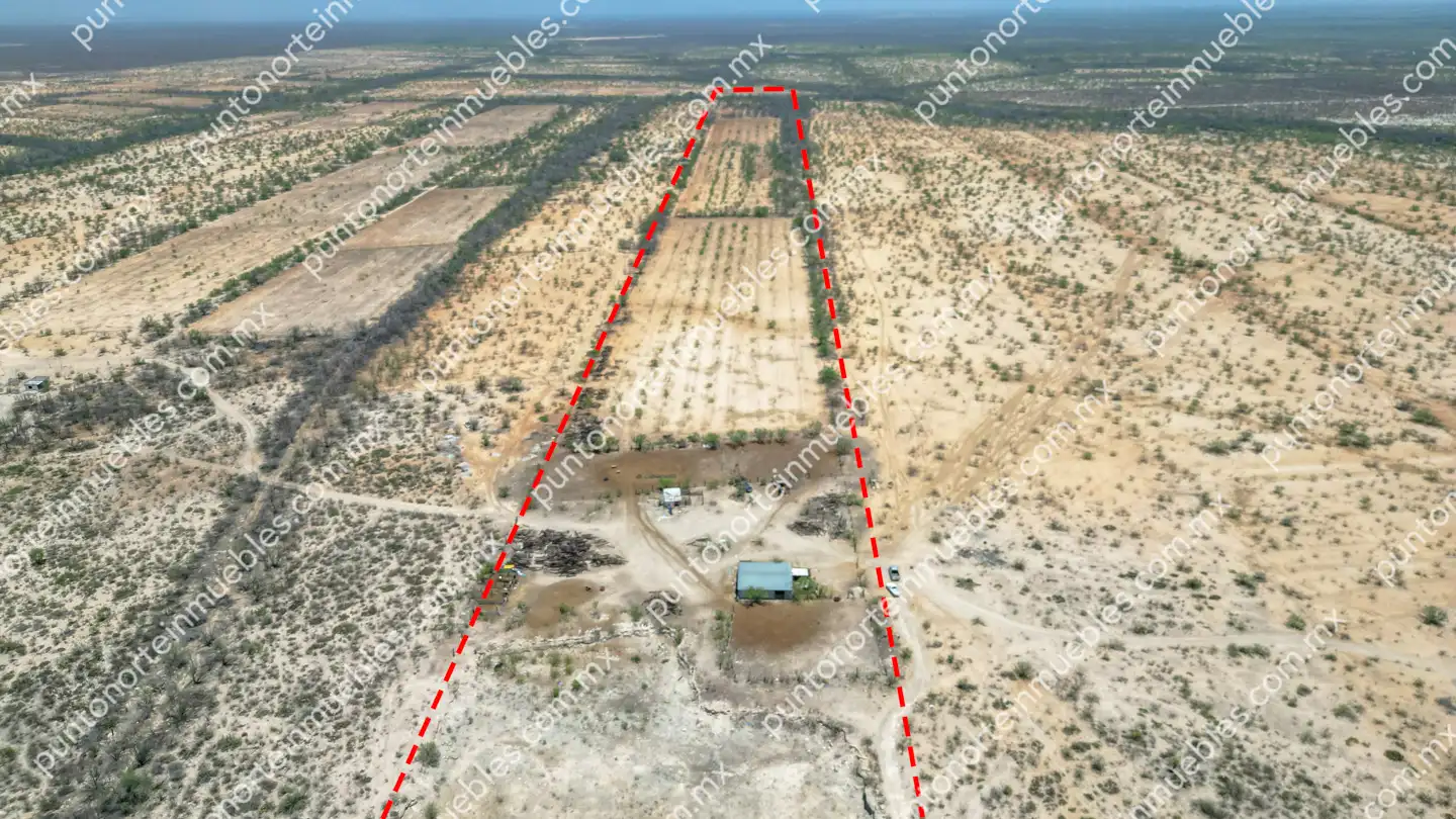 Terreno 14.7 HAS atras del buda 05 Venta Terreno 14.7 Hectáreas con agua, ubicado a 850 metros a espaldas de Postes de Mexico