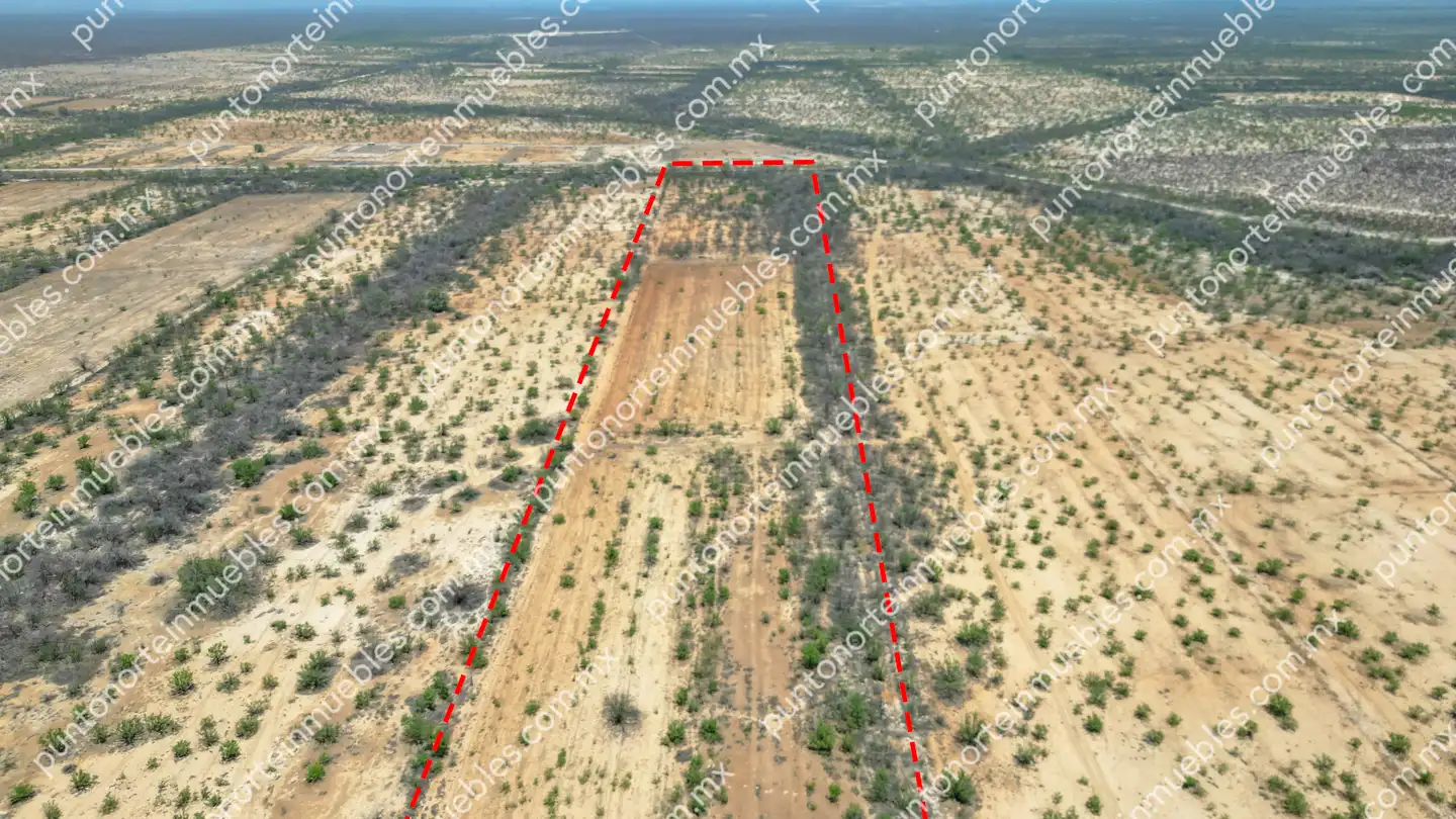 Terreno 14.7 HAS atras del buda 12 Venta Terreno 14.7 Hectáreas con agua, ubicado a 850 metros a espaldas de Postes de Mexico