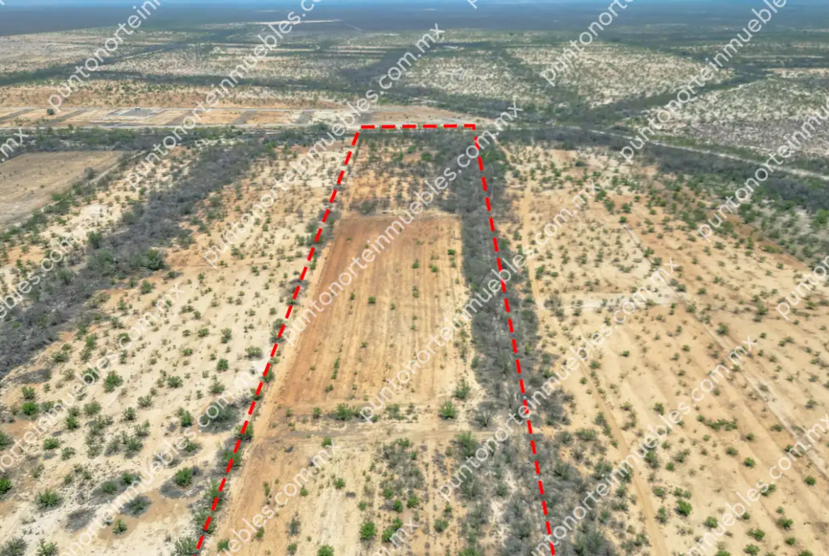 Venta Terreno 14.7 Hectáreas con agua, ubicado a 850 metros a espaldas de Postes de Mexico