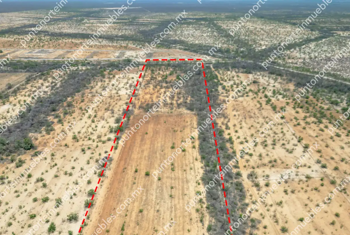 Venta Terreno 14.7 Hectáreas con agua, ubicado a 850 metros a espaldas de Postes de Mexico