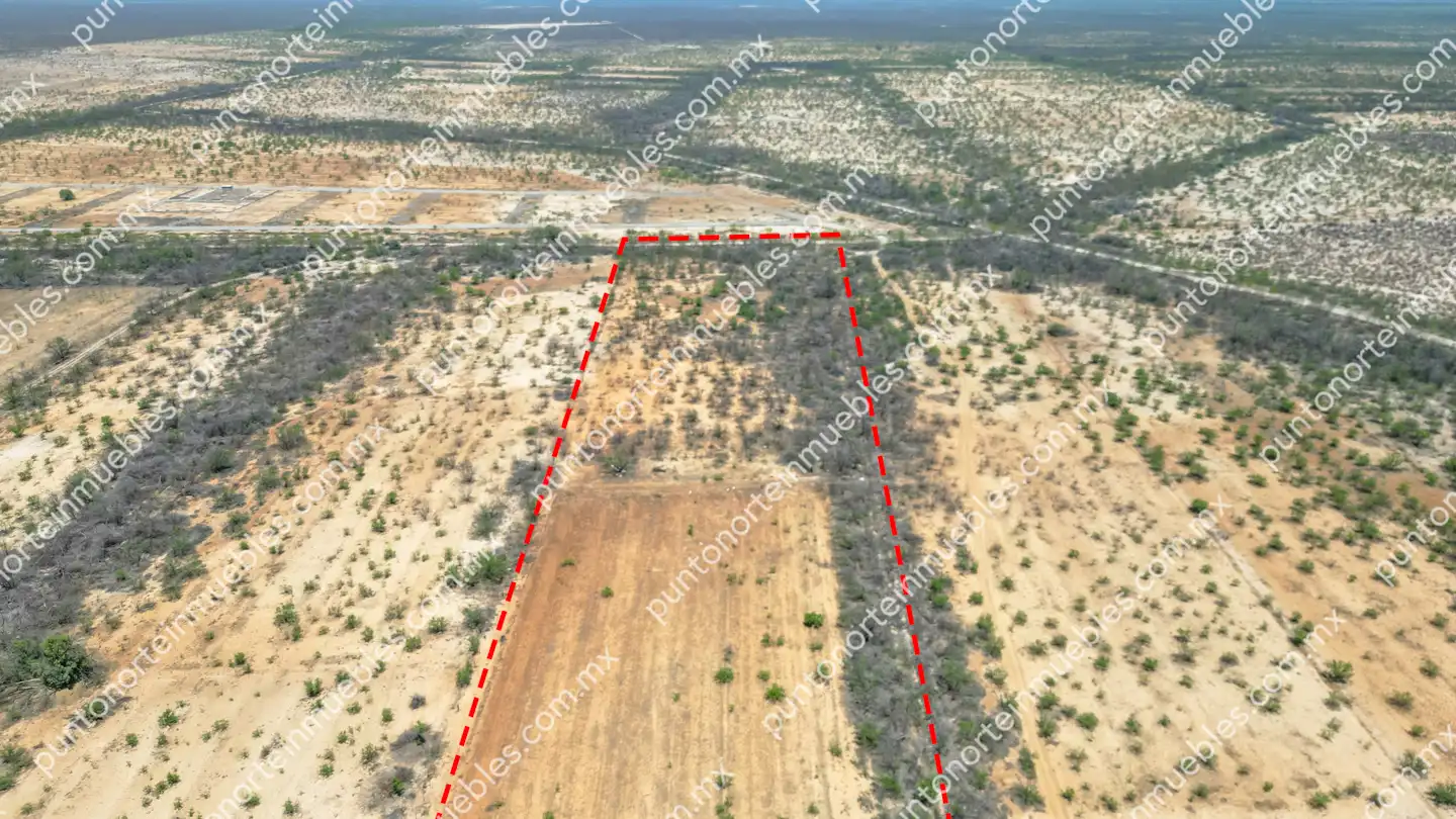 Terreno 14.7 HAS atras del buda 15 Venta Terreno 14.7 Hectáreas con agua, ubicado a 850 metros a espaldas de Postes de Mexico
