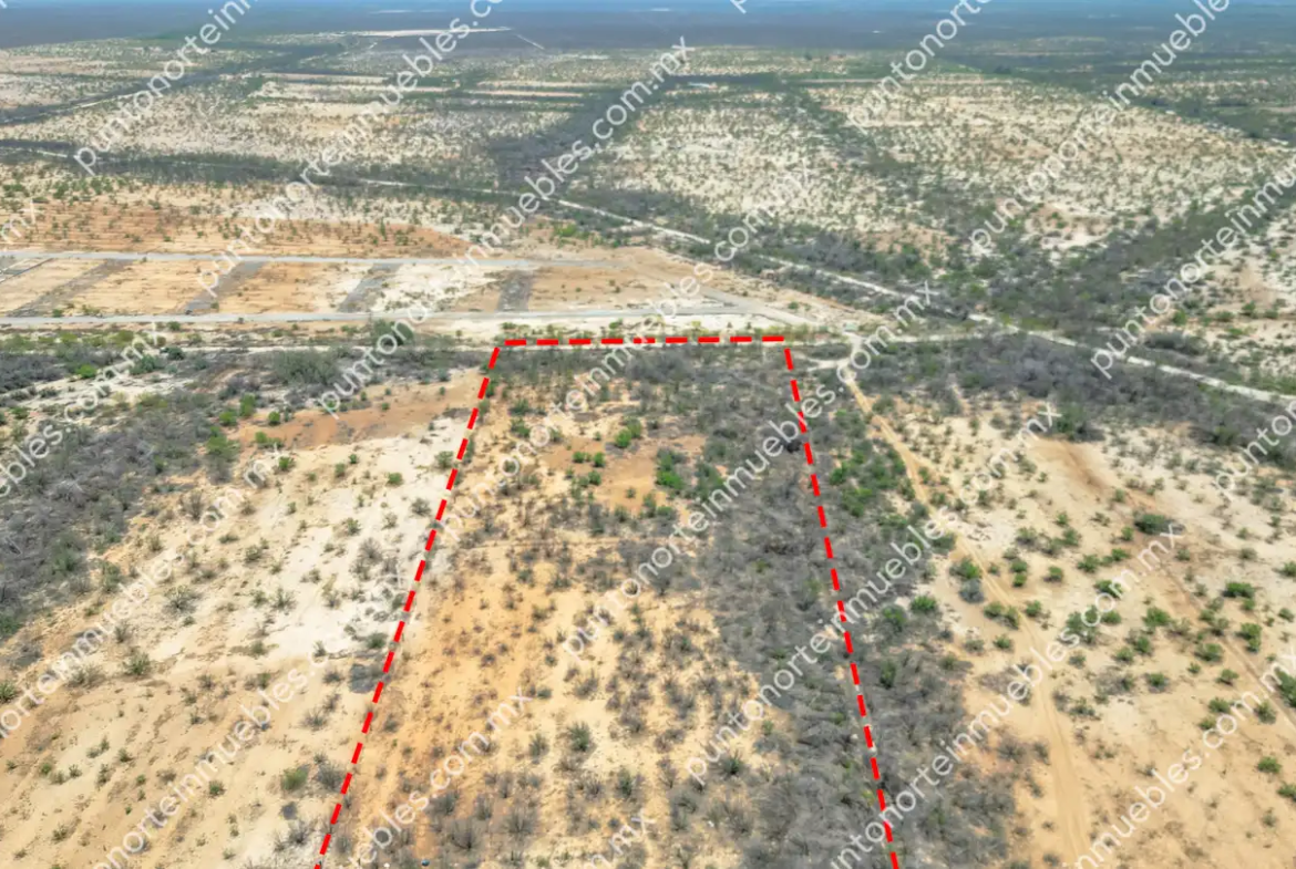 Venta Terreno 14.7 Hectáreas con agua, ubicado a 850 metros a espaldas de Postes de Mexico