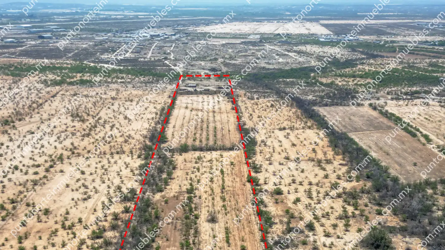 Terreno 14.7 HAS atras del buda 21 Venta Terreno 14.7 Hectáreas con agua, ubicado a 850 metros a espaldas de Postes de Mexico