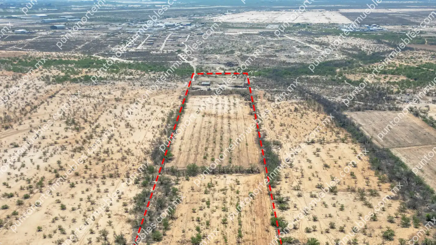 Terreno 14.7 HAS atras del buda 22 Venta Terreno 14.7 Hectáreas con agua, ubicado a 850 metros a espaldas de Postes de Mexico