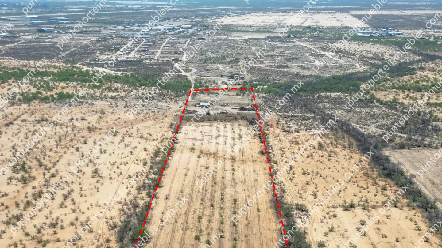 Terreno 14.7 HAS atras del buda 23 Venta Terreno 14.7 Hectáreas con agua, ubicado a 850 metros a espaldas de Postes de Mexico