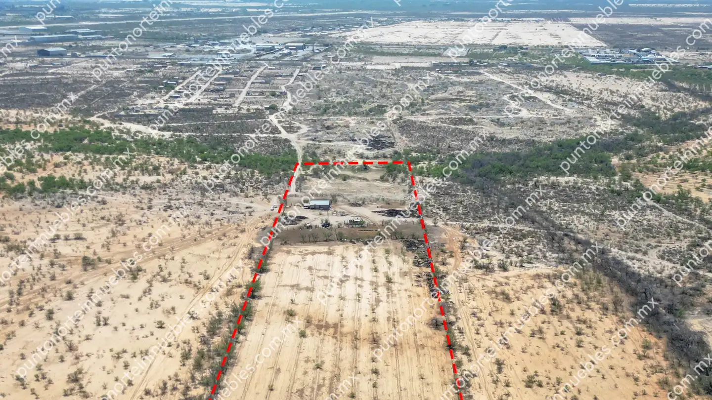 Terreno 14.7 HAS atras del buda 24 Venta Terreno 14.7 Hectáreas con agua, ubicado a 850 metros a espaldas de Postes de Mexico