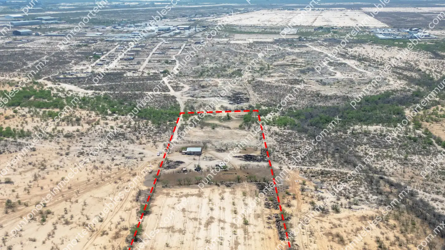Terreno 14.7 HAS atras del buda 25 Venta Terreno 14.7 Hectáreas con agua, ubicado a 850 metros a espaldas de Postes de Mexico