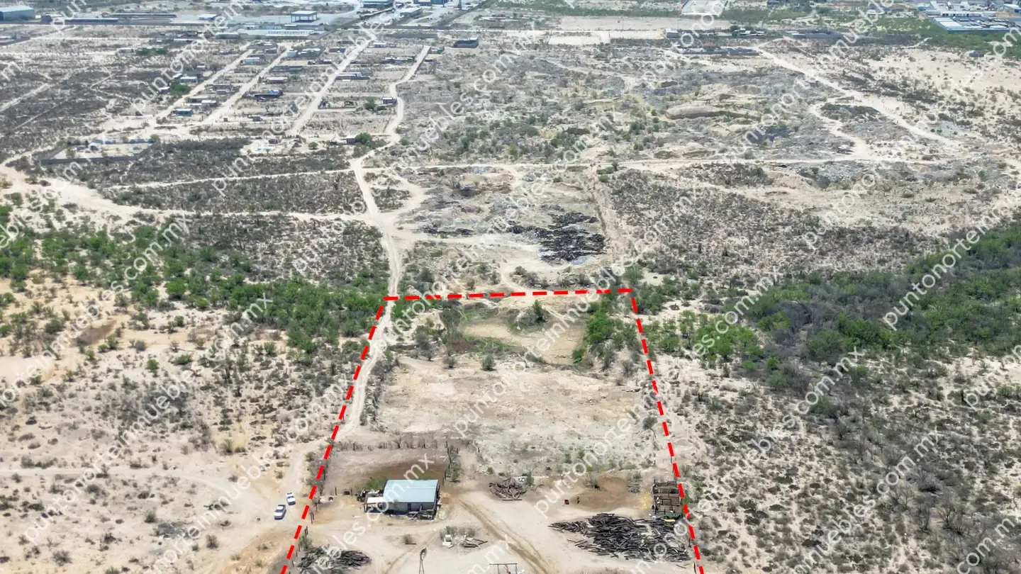Terreno 14.7 HAS atras del buda 27 Venta Terreno 14.7 Hectáreas con agua, ubicado a 850 metros a espaldas de Postes de Mexico