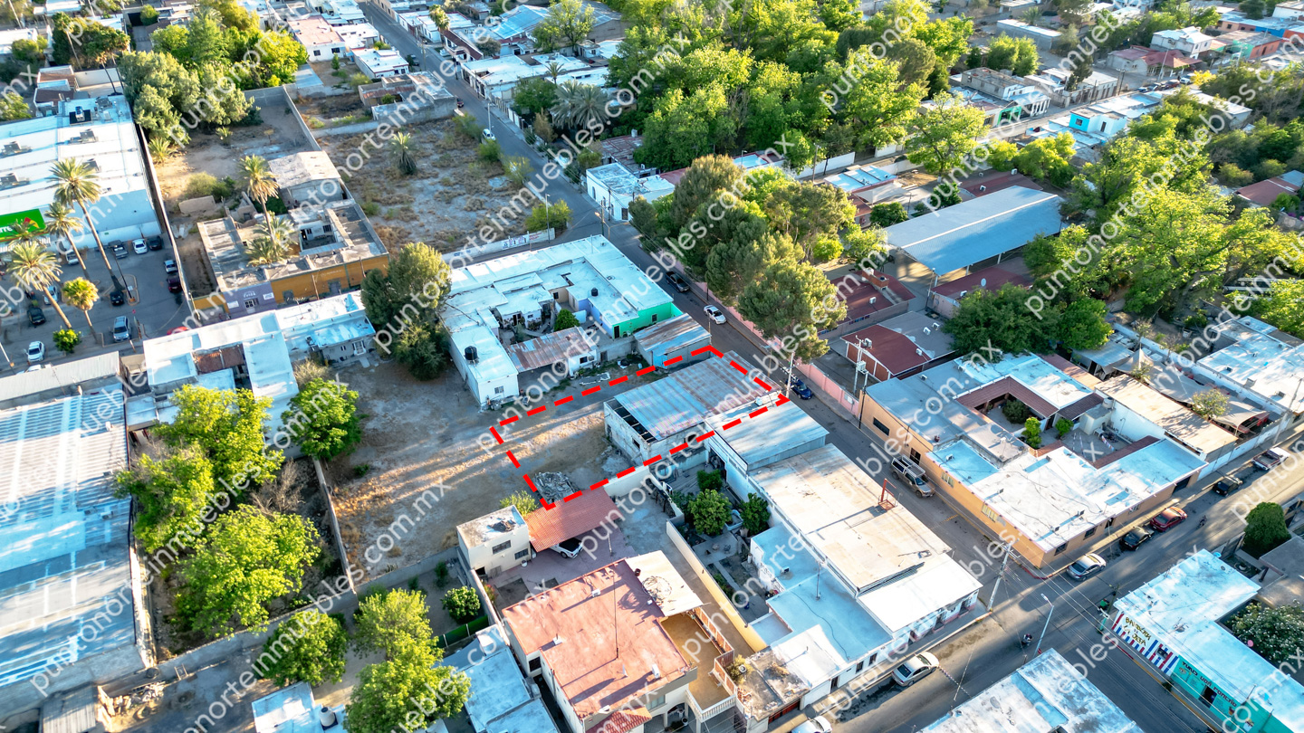 Venta Terreno 495m2 en Zona Comercial Centro cerca de Aurrera San Buena