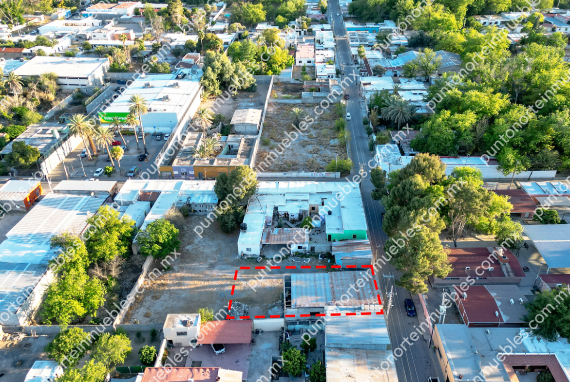 Venta Terreno 495m2 en Zona Comercial Centro cerca de Aurrera San Buena