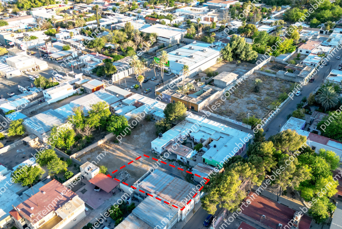 Venta Terreno 495m2 en Zona Comercial Centro cerca de Aurrera San Buena