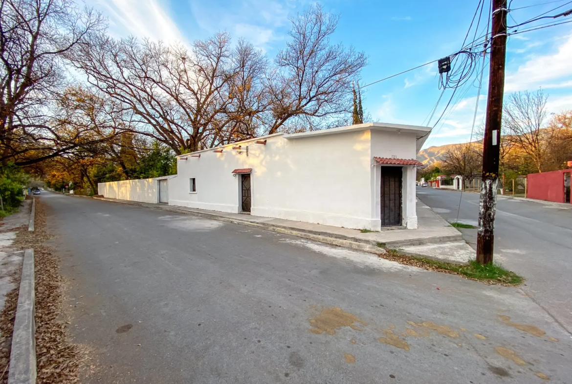 Venta Quinta Casa Habitación y Alberca en Lamadrid