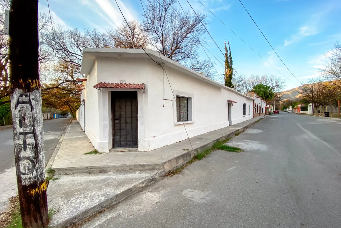 Venta Quinta Casa Habitación y Alberca en Lamadrid