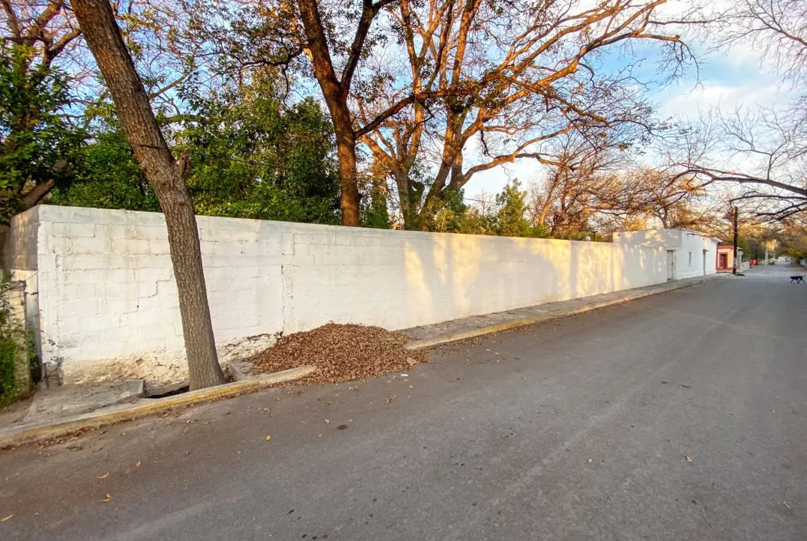 Venta Quinta Casa Habitación y Alberca en Lamadrid
