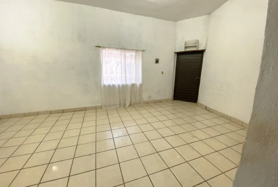Venta Quinta Casa Habitación y Alberca en Lamadrid