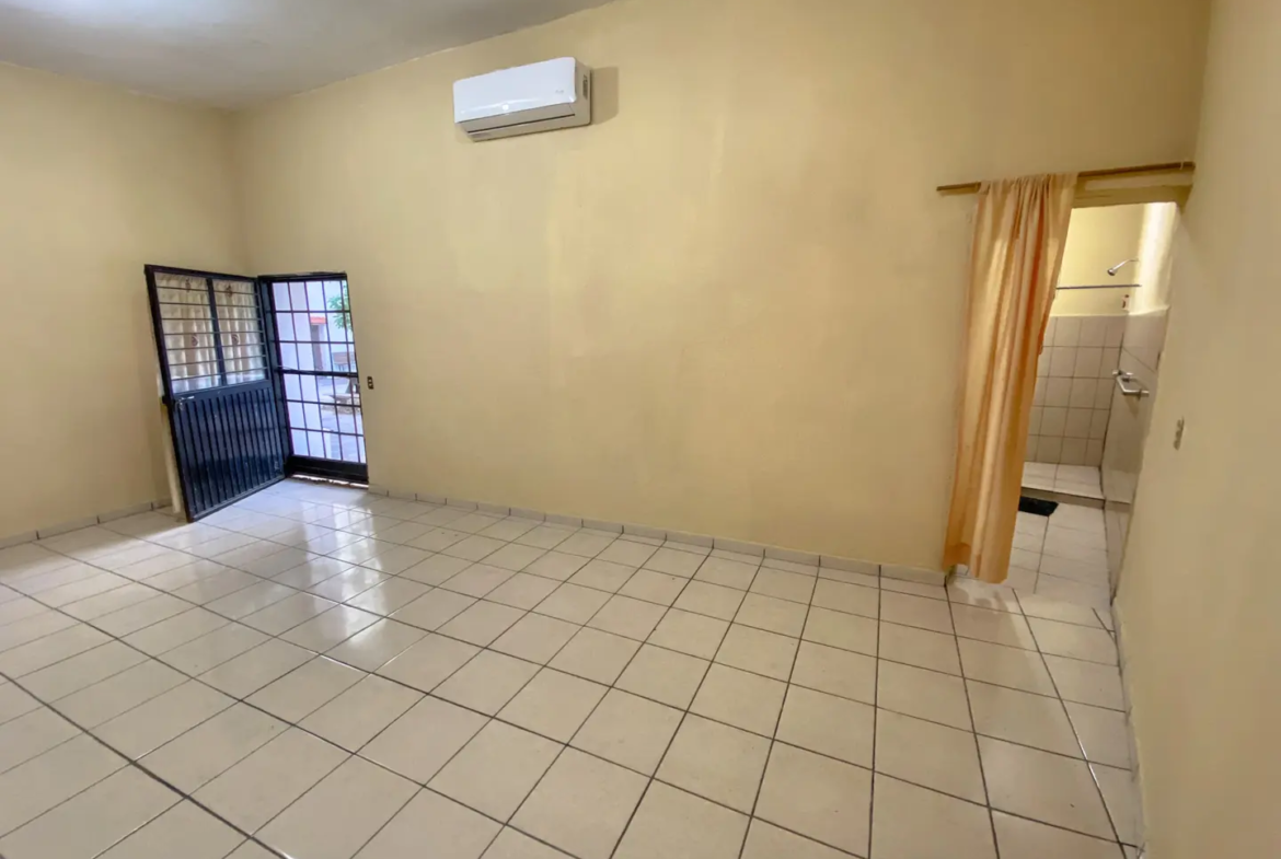 Venta Quinta Casa Habitación y Alberca en Lamadrid
