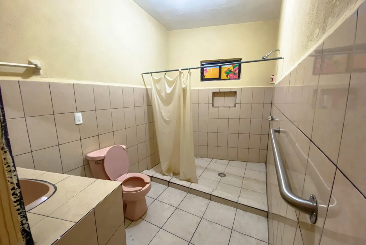 Venta Quinta Casa Habitación y Alberca en Lamadrid