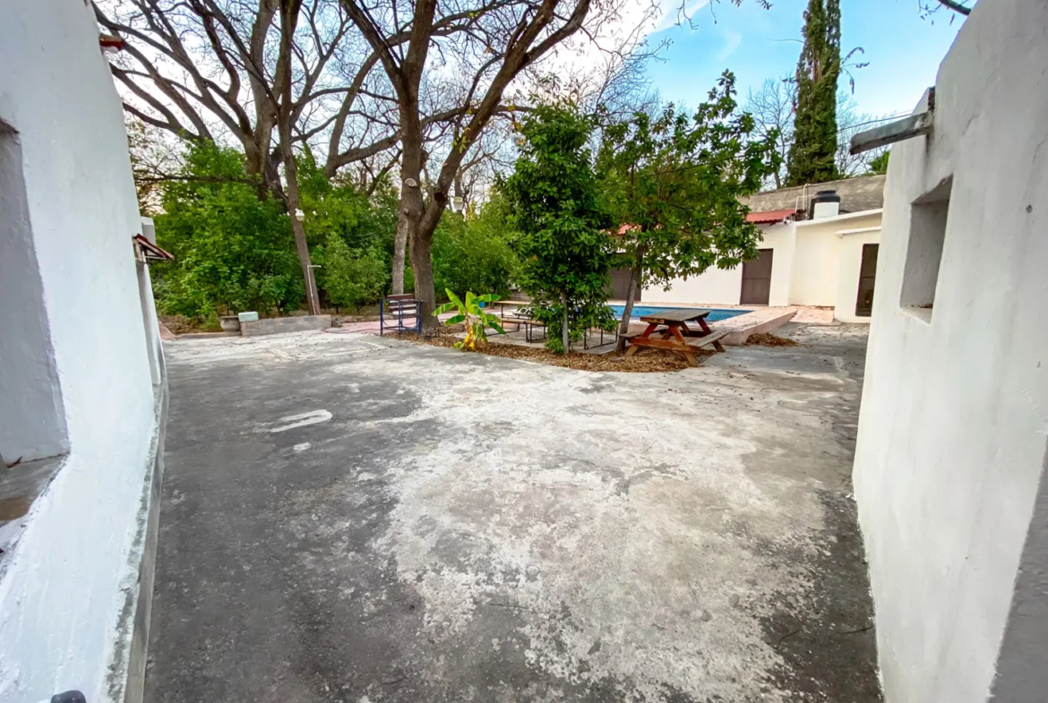 Venta Quinta Casa Habitación y Alberca en Lamadrid