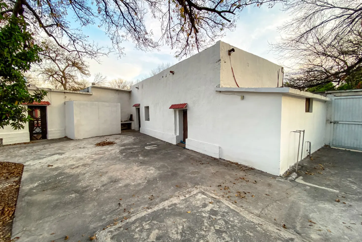 Venta Quinta Casa Habitación y Alberca en Lamadrid