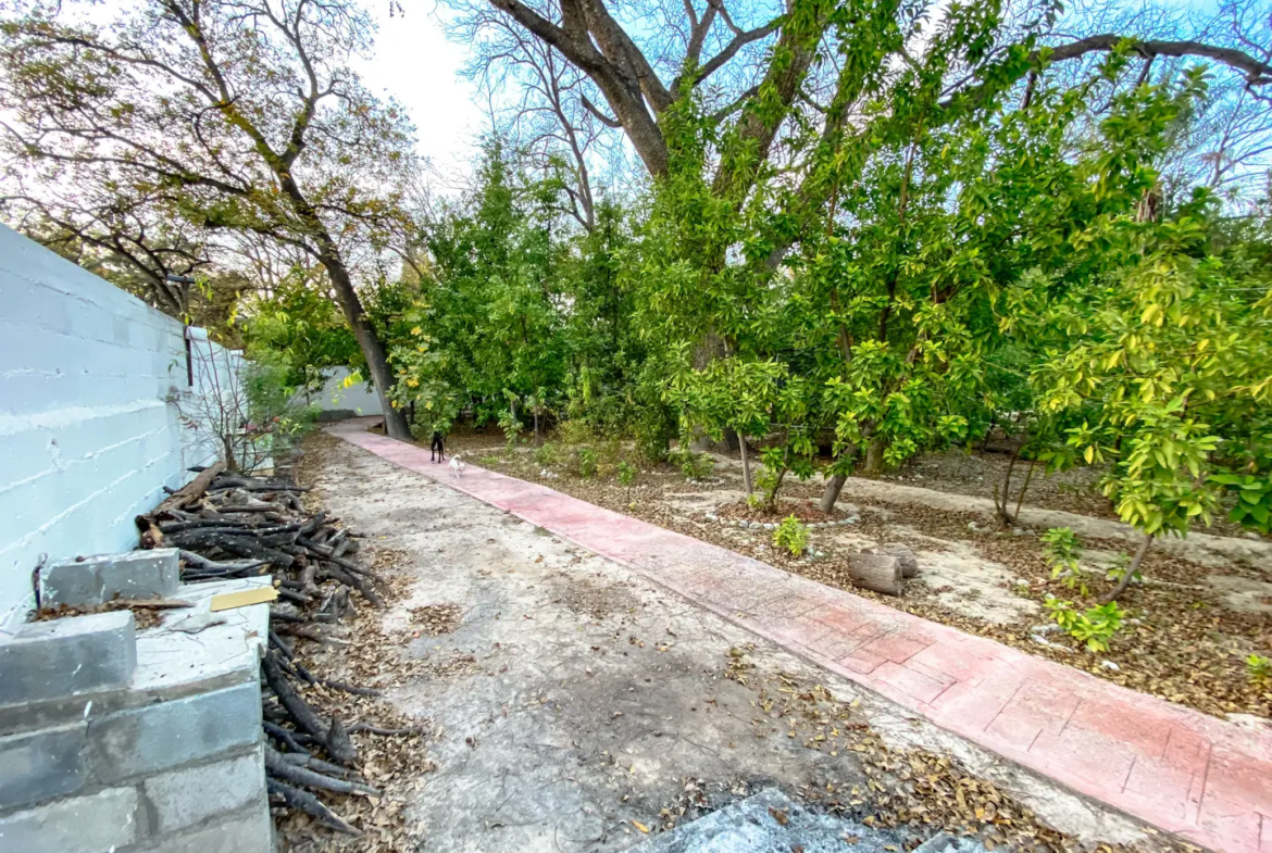 Venta Quinta Casa Habitación y Alberca en Lamadrid