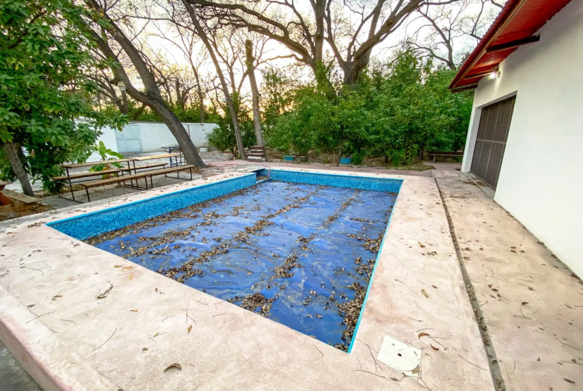 Venta Quinta Casa Habitación y Alberca en Lamadrid