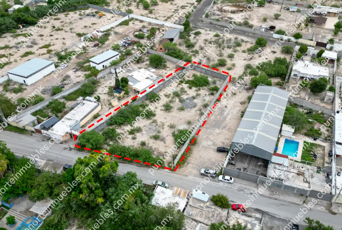 Venta Terreno urbano de 1,775m2 Bardeado sobre Calle Álamo, a unas cuadras Av Montessori