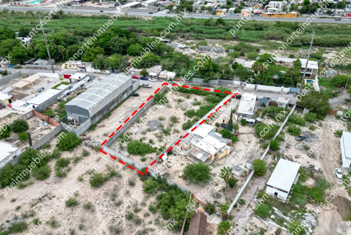 Venta Terreno urbano de 1,775m2 Bardeado sobre Calle Álamo, a unas cuadras Av Montessori