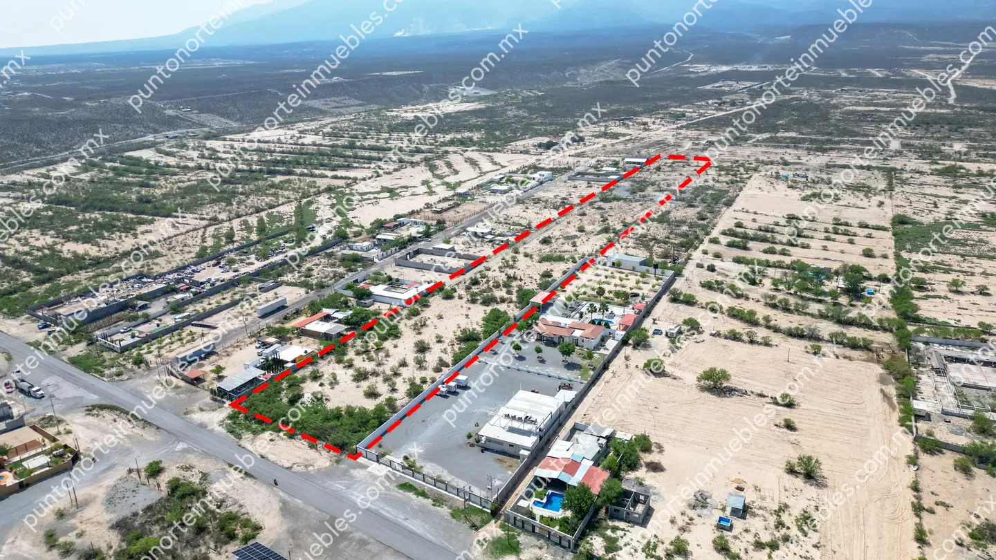 Venta de Terreno 3.3 Hectáreas sobre Carretera al Oro ubicado a 2.5km de Letras “Yo Amo Monclova”