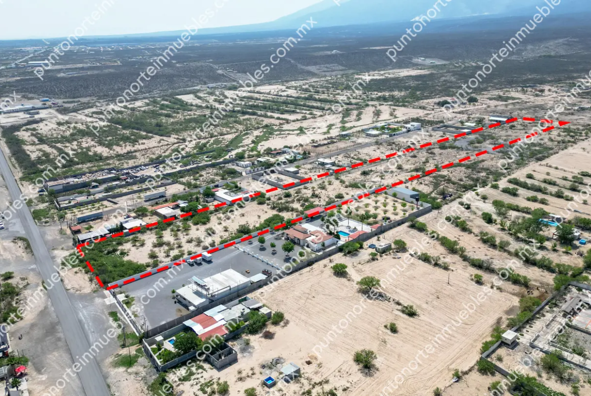 Venta de Terreno 3.3 Hectáreas sobre Carretera al Oro ubicado a 2.5km de Letras “Yo Amo Monclova”
