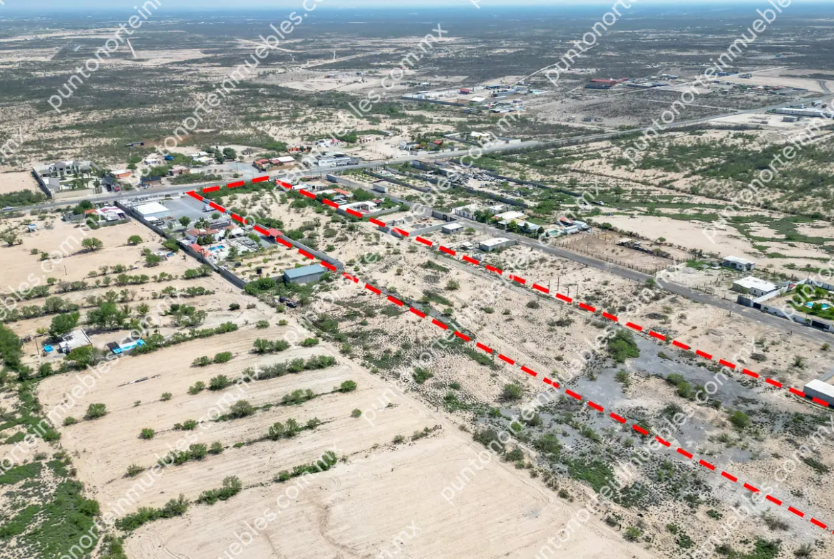 Venta de Terreno 3.3 Hectáreas sobre Carretera al Oro ubicado a 2.5km de Letras “Yo Amo Monclova”