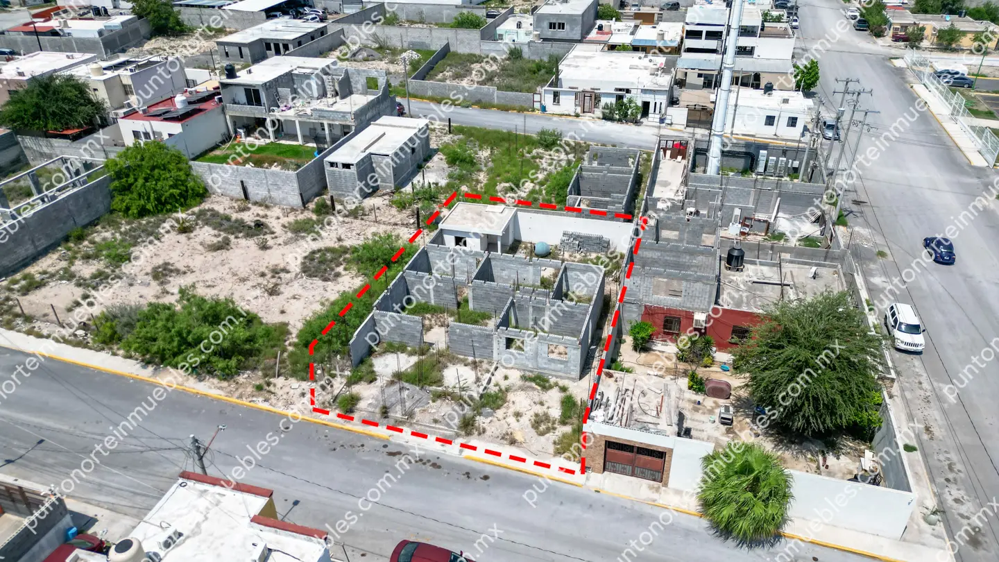 Terreno 337m2 Col Los Reyes drone 01 Venta de Terreno 337.50m2 con Construcción, Todos los Servicios, Col Los Reyes