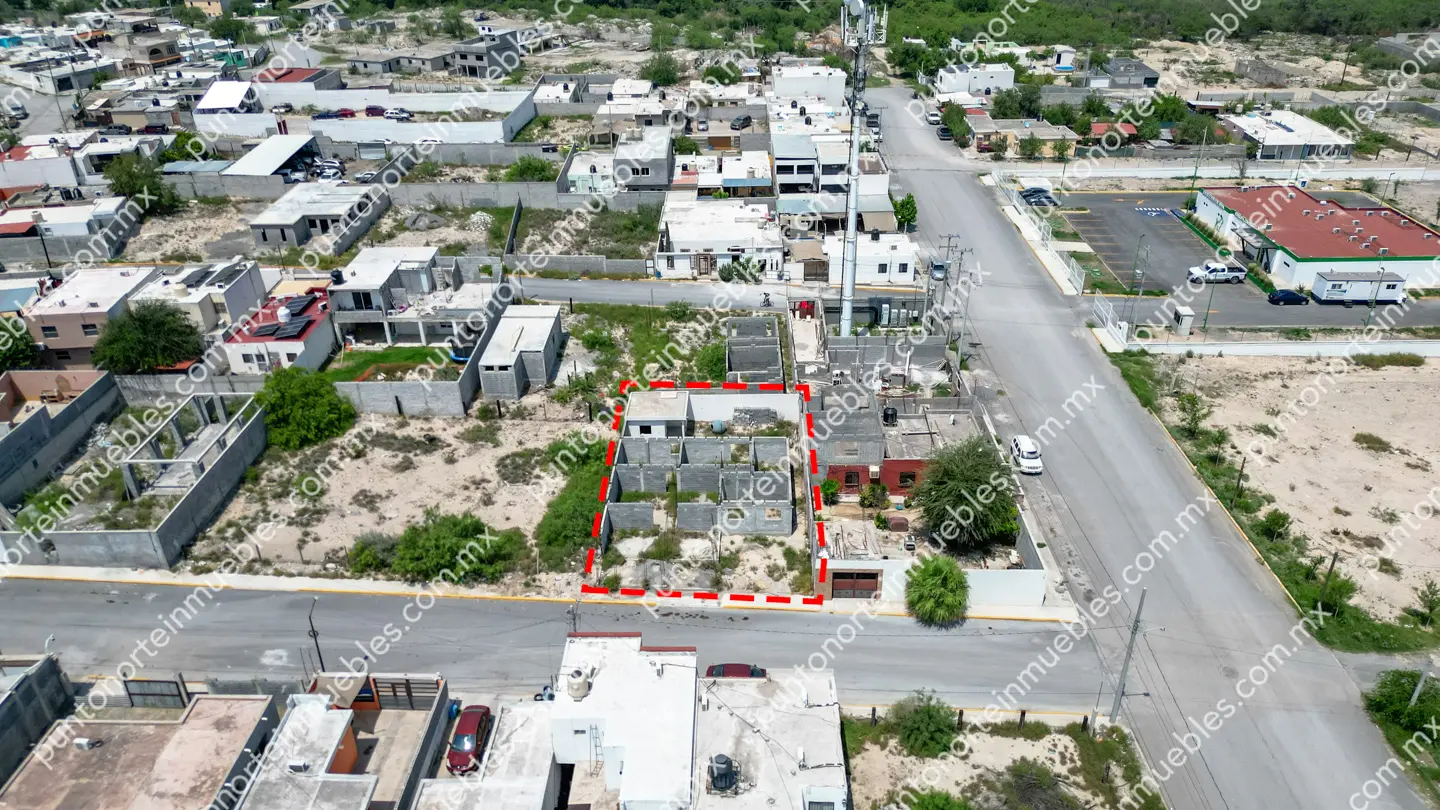 Terreno 337m2 Col Los Reyes drone 10 Venta de Terreno 337.50m2 con Construcción, Todos los Servicios, Col Los Reyes