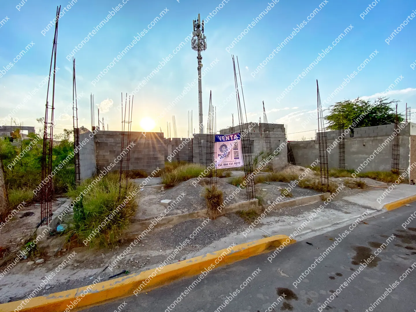 Terreno 337m2 Col Los Reyes iphone 02 Venta de Terreno 337.50m2 con Construcción, Todos los Servicios, Col Los Reyes