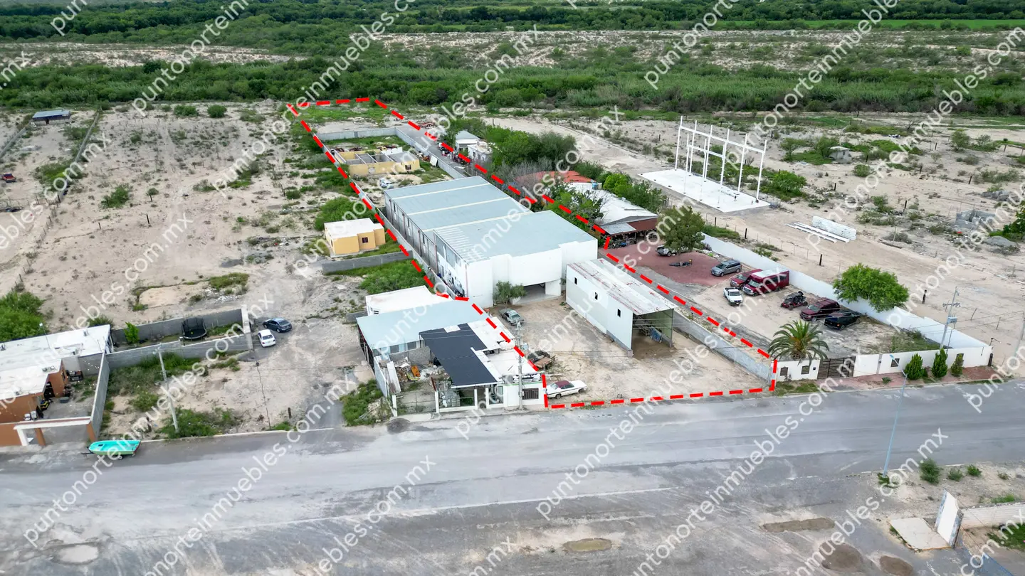 Nave Industrial 6,500m2 Estancias drone 02 Venta Nave Industrial 1,000m2 Techados, con $6,500m2 de Terreno en Estancias, Monclova