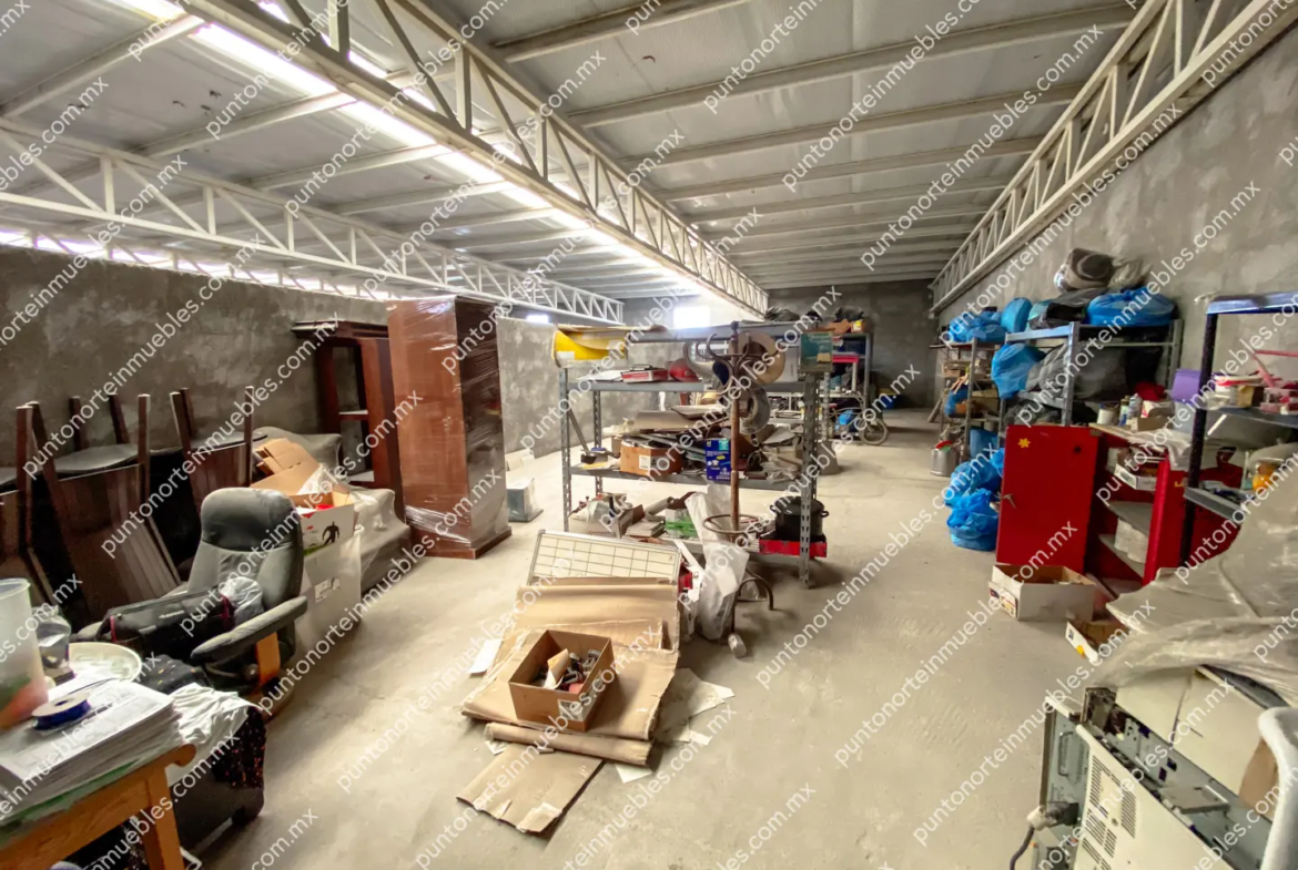 Venta Nave Industrial 1,000m2 Techados, con $6,500m2 de Terreno en Estancias, Monclova