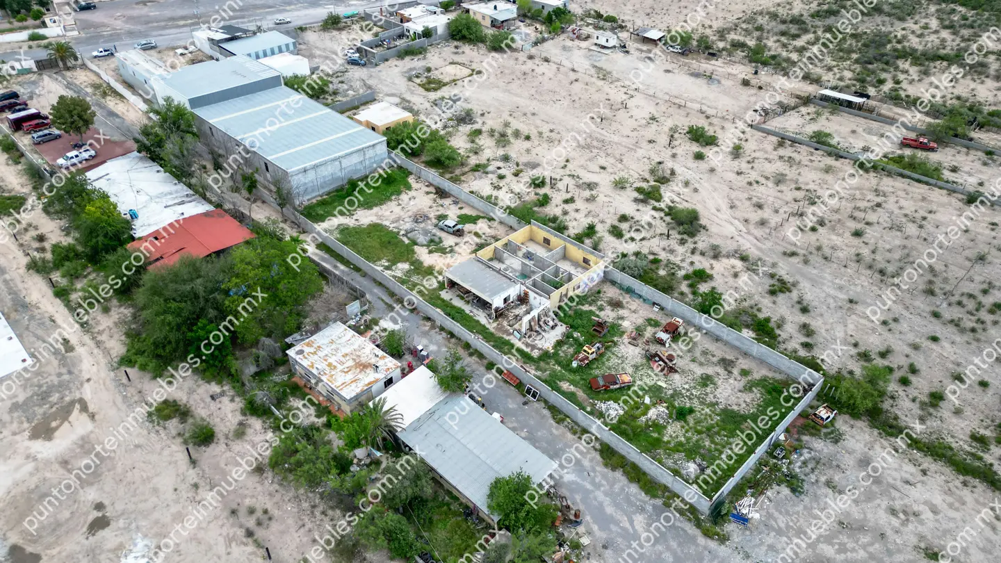 Nave Industrial 6,500m2 Estancias drone 19 Venta Nave Industrial 1,000m2 Techados, con $6,500m2 de Terreno en Estancias, Monclova