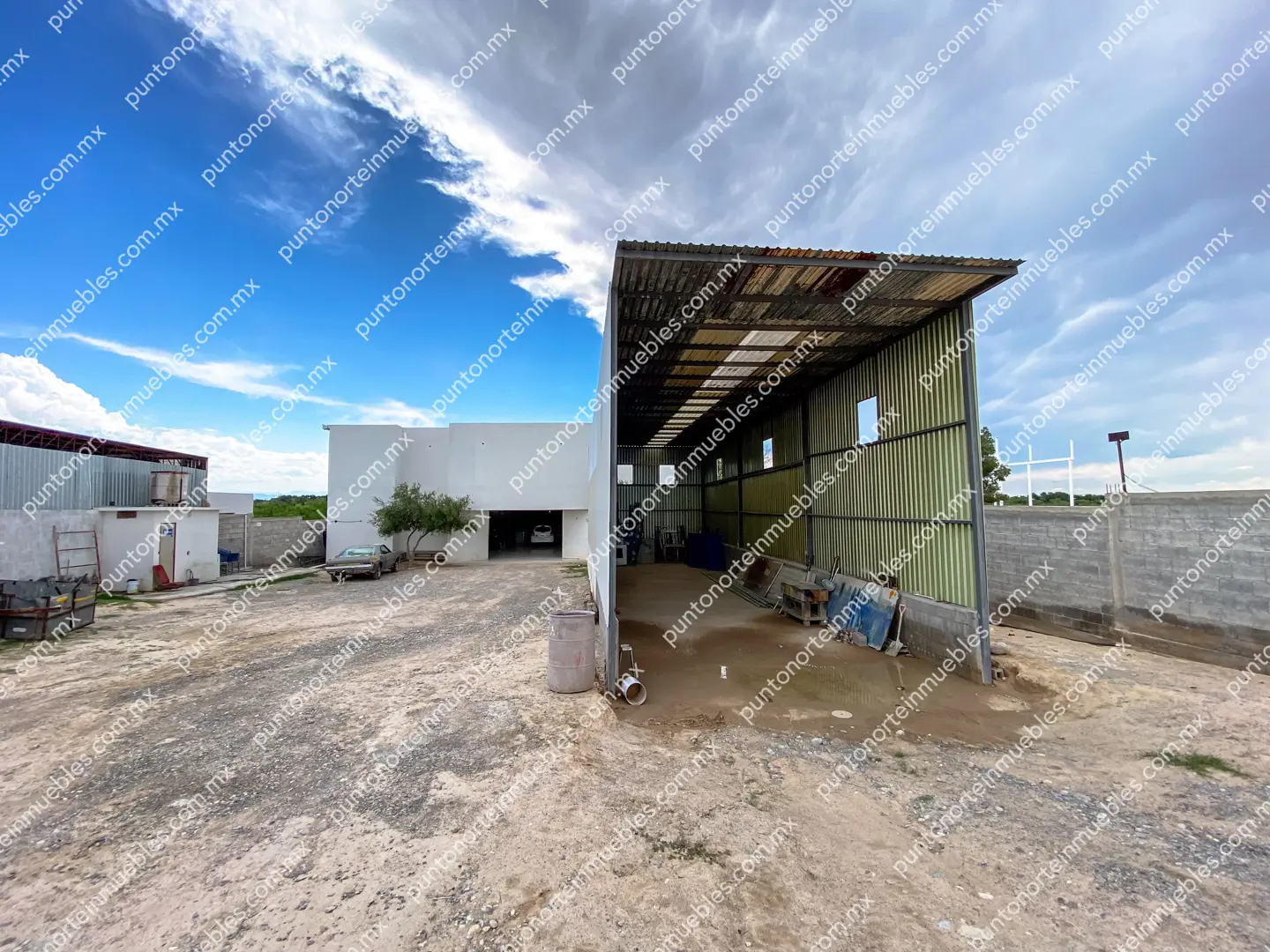 Nave Industrial 6,500m2 Estancias drone 20 Venta Nave Industrial 1,000m2 Techados, con $6,500m2 de Terreno en Estancias, Monclova