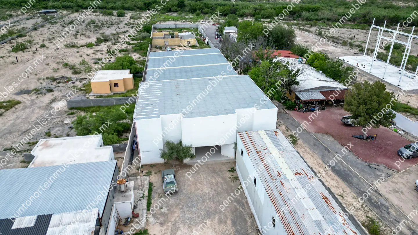 Nave Industrial 6,500m2 Estancias drone 24 Venta Nave Industrial 1,000m2 Techados, con $6,500m2 de Terreno en Estancias, Monclova